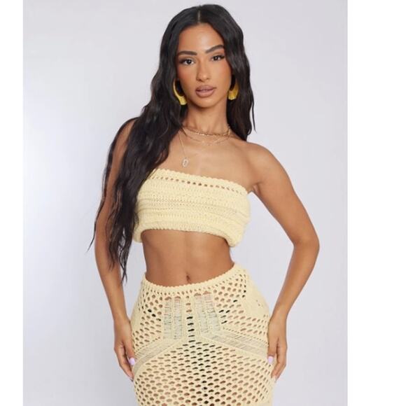 New PRETTYLITTLETHING PLT Petite Lemon Crochet Bandeau Crop Top SIZE 2 Petite - Picture 1 of 7